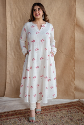 Screenshot 2026-10-01 182340 GAP Women Kurtas - Olive / Black
