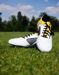 Screenshot 2026-10-05 194616 Adidas Kids Football Boots - Yellow / Navy