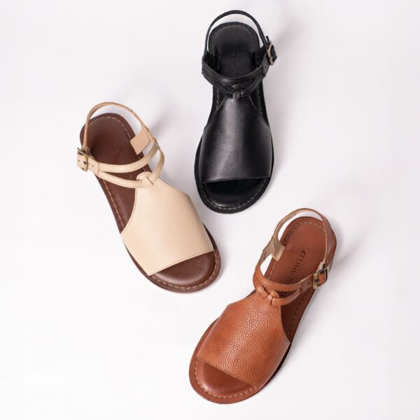 pexels-photo-26965818.jpeg Hush Puppies Senior Sandals - Tan / Navy