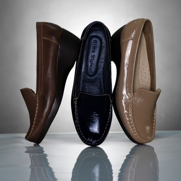 pexels-photo-27256452.jpeg Clarks Senior Support Shoes - Beige / Brown