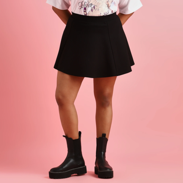 pexels-photo-31153067.png ONLY Women Skirts - Beige / Tan
